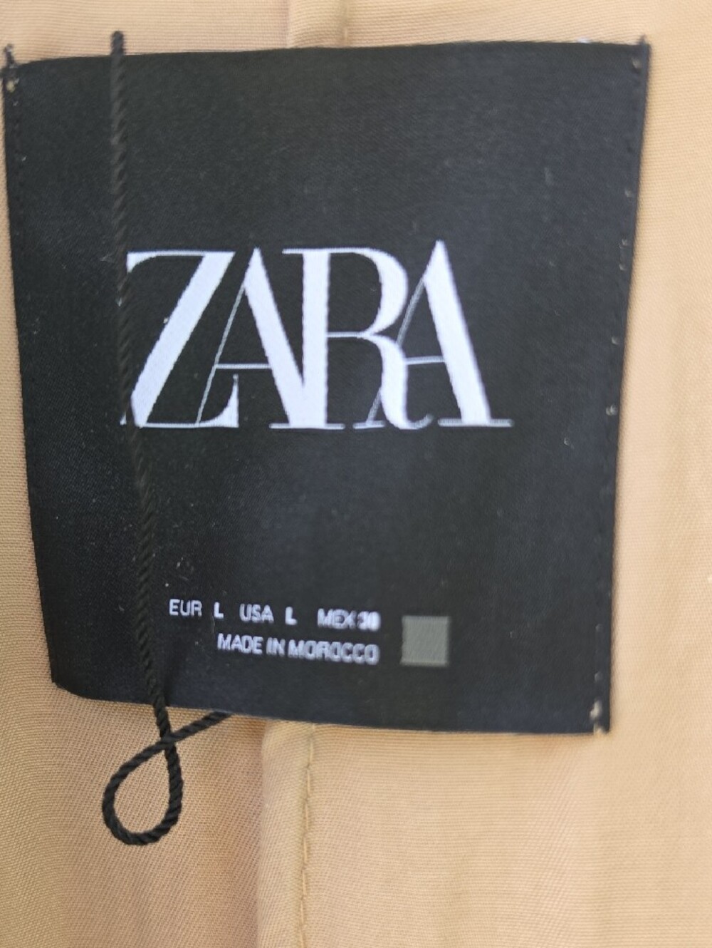 ZARA Lightweight Trenchcoat - Picture 3 of 8